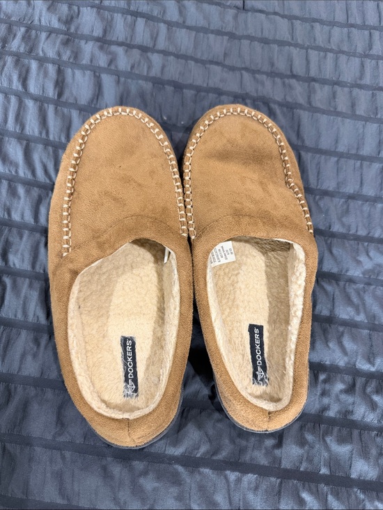 Dockers Other - Dockers Tan Suede Moccasin Slip-On Slippers